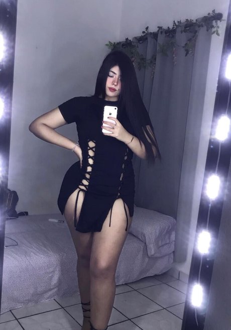 Foto di nudo di fuga di OnlyFans di Belovkc