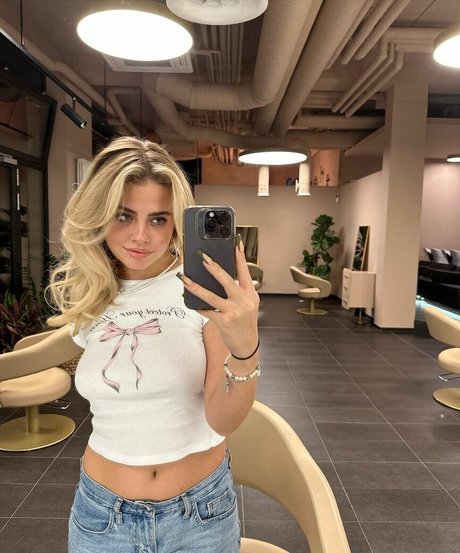 Foto desnuda filtrada de OnlyFans de Mathildamkh