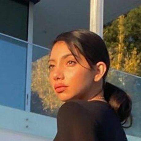 Photo nue de fuite OnlyFans de Deyana Mounira