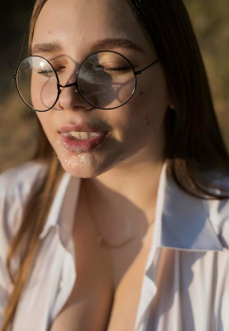 Nacktes geleaktes OnlyFans-Foto von Lucylaistner