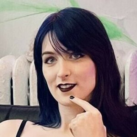 Foto di nudo di fuga di OnlyFans di Madamepsychosiss