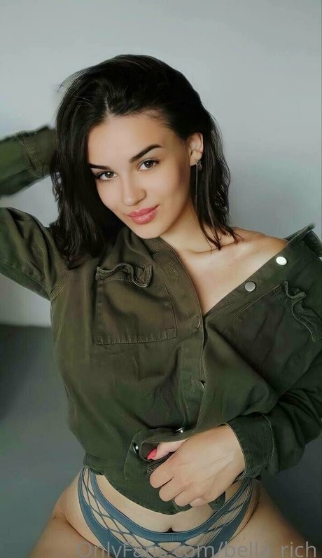 Bellarich naked leaks OnlyFans pic