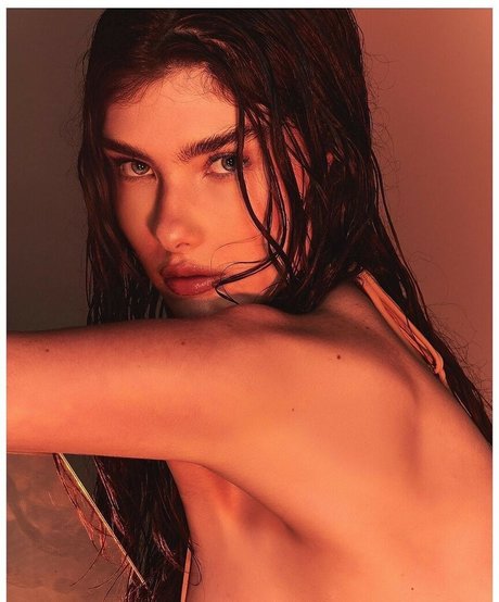 Nacktes geleaktes OnlyFans-Foto von Bianca Balsini