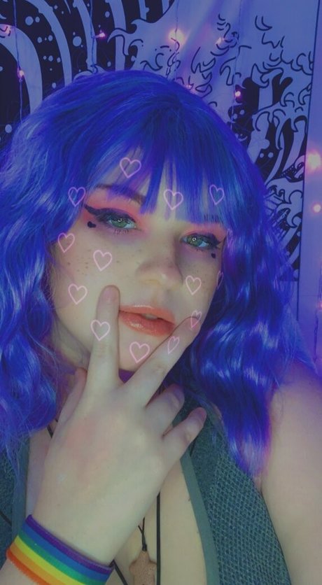 Alasti lekkinud OnlyFans-i pilt Peachypup69