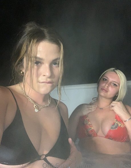 Foto di nudo di fuga di OnlyFans di Madmoonfree