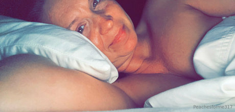 Foto di nudo di fuga di OnlyFans di Peachesforme317