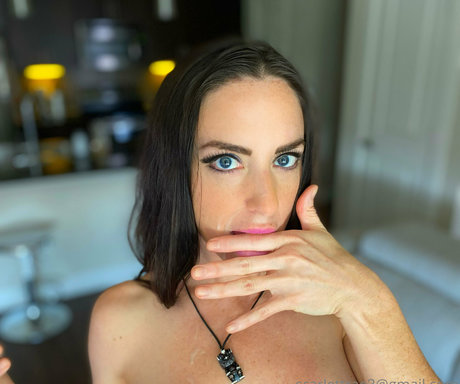 OnlyFans-model Scarred4life3