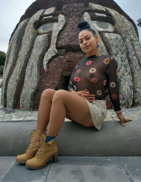 Nacktes geleaktes OnlyFans-Foto von Mercedezcandela