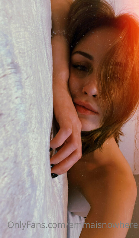 Nacktes geleaktes OnlyFans-Foto von Emmaisnowhere