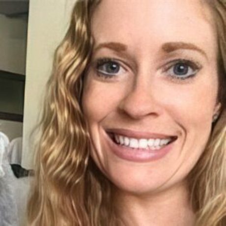 OnlyFans-model Naughty Anya