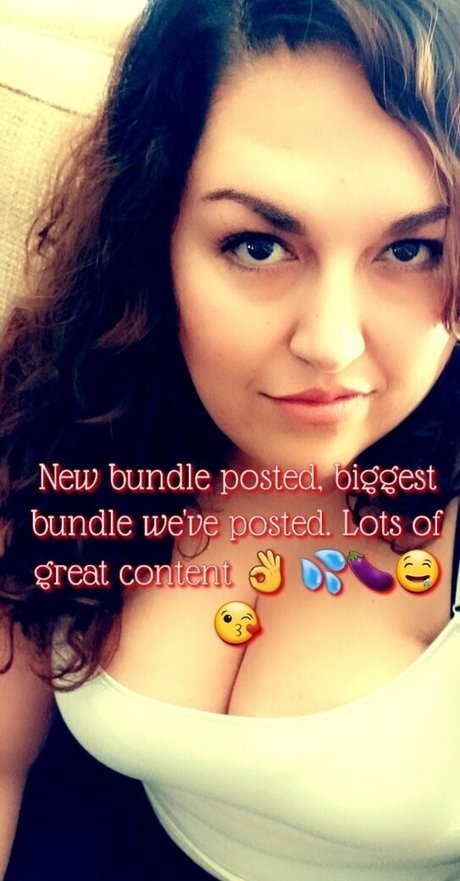 Naken lekkede OnlyFans-bilde av Icanbedaddysfavorite