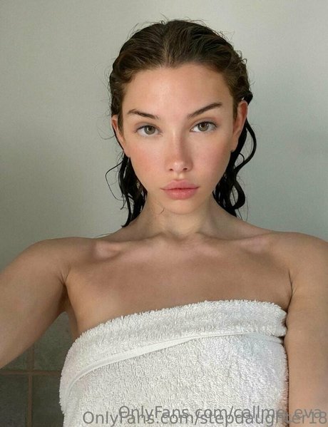 OnlyFans-model Callmeeva