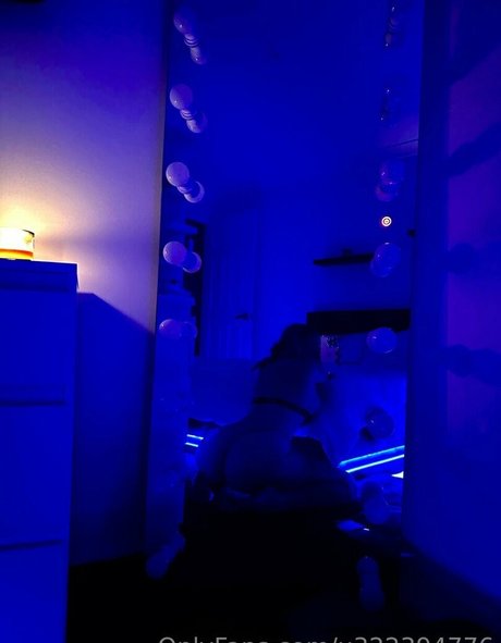 Обнаженная фотография утечки OnlyFans от Amelia Bastian