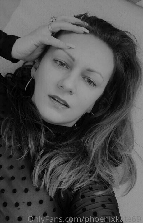 Nacktes geleaktes OnlyFans-Foto von Phoenixkate69