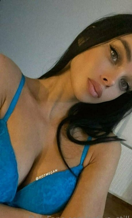 Nacktes geleaktes OnlyFans-Foto von Sativastill