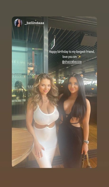 Обнаженная фотография утечки OnlyFans от Shazzabazzza