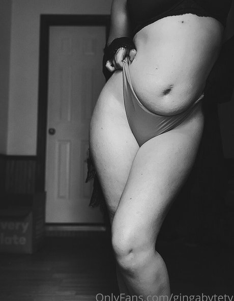 Naken läckt OnlyFans-bild av Gingabytetv