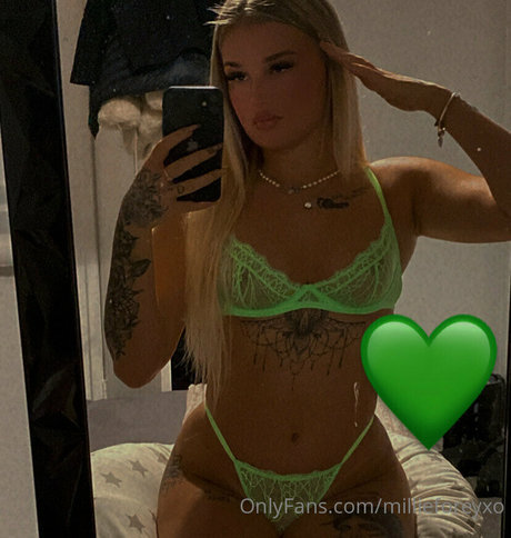 Nahá fotka uniklých OnlyFans od Millieforeyxo