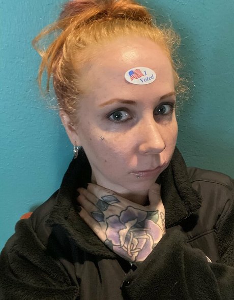 Обнаженная фотография утечки OnlyFans от Bobbibamf