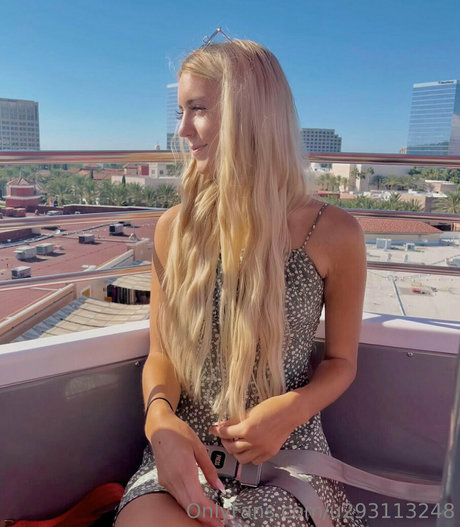 Foto di nudo di fuga di OnlyFans di Ellamoorepls