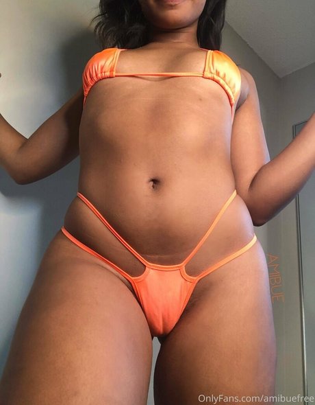 Foto di nudo di fuga di OnlyFans di Amibuefree