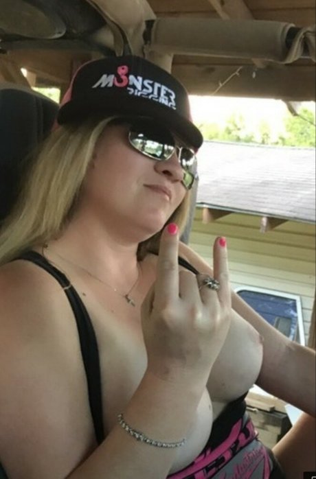 Naken lekkede OnlyFans-bilde av Doubledoffroad