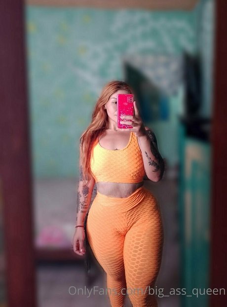 Обнаженная фотография утечки OnlyFans от Bigassqueen