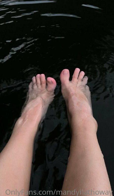 Naken lekkede OnlyFans-bilde av Mandyhathoway