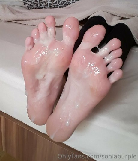 Обнаженная фотография утечки OnlyFans от Soniapurple