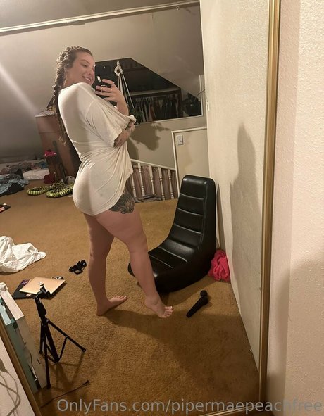 Pipermaepeachfree naked leaks OnlyFans pic