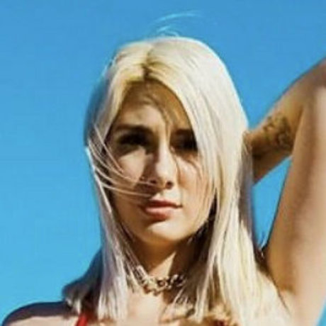 Nacktes geleaktes OnlyFans-Foto von Livehotfree