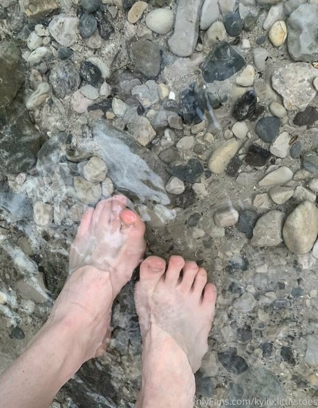 Обнаженная фотография утечки OnlyFans от Kylielittletoes