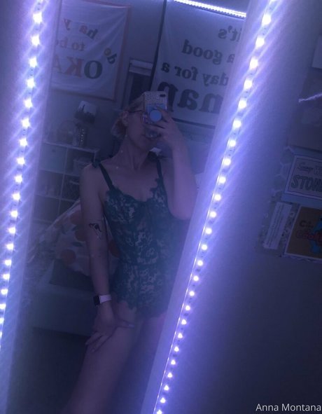 Anna1001 naked leaks OnlyFans pic